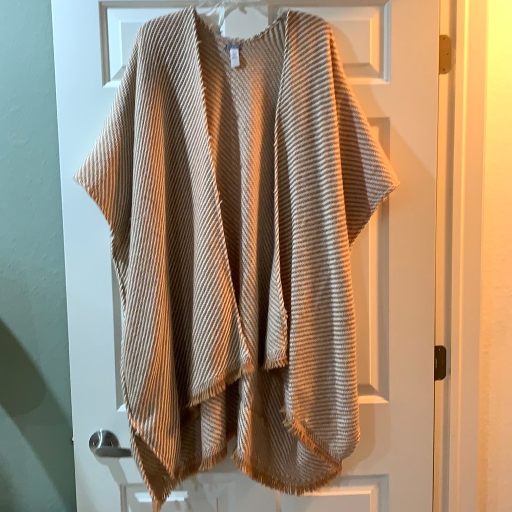AE Shawl